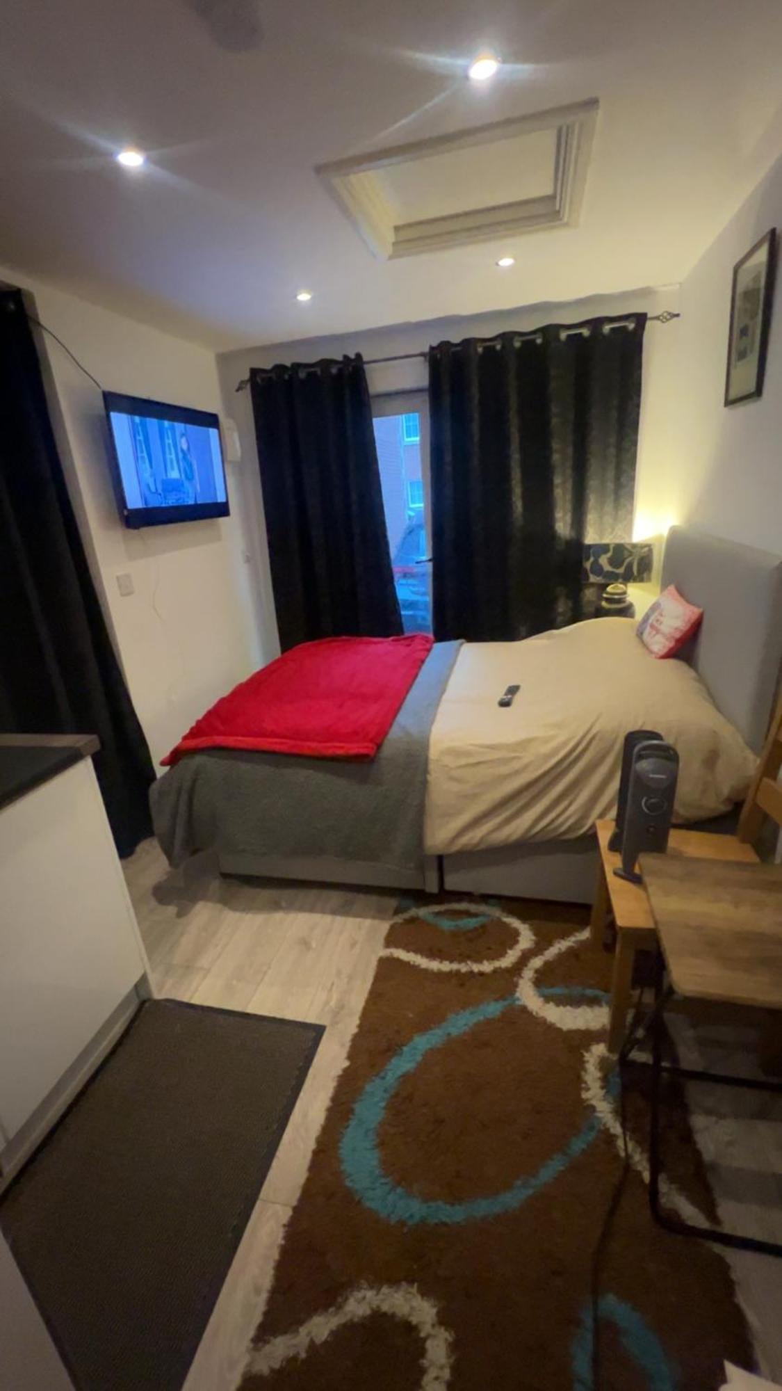 Cozy Small Studio Петербург Экстерьер фото